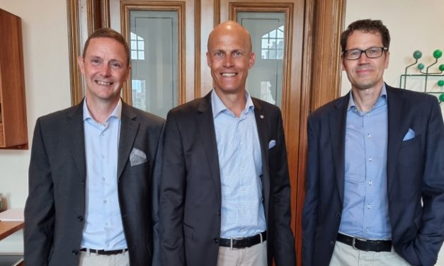 Lindab køber op