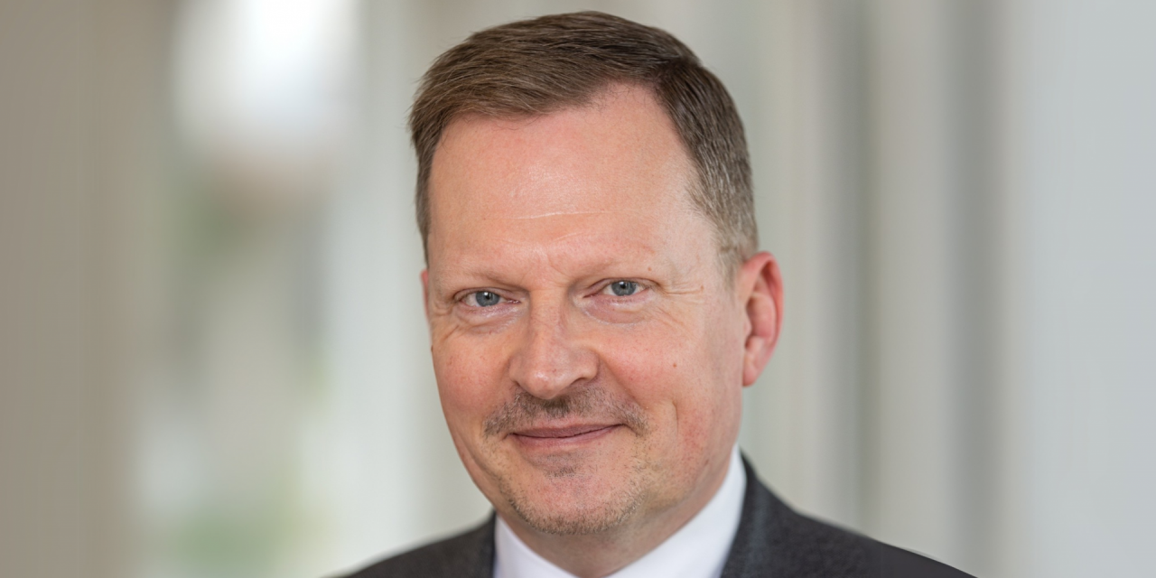 Djøf-festen fortsætter: 66 pct. flere kolde hænder i det offentlige på 10 år