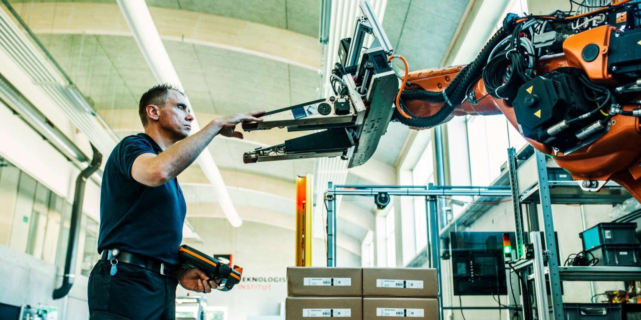 Videnskløft bremser AI i dansk produktion