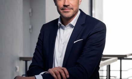 Miljøminister vil skabe mere fleksible regler for kommunalt forbud mod ældre brændeovne